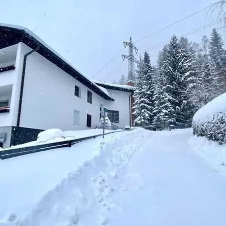Villa E25